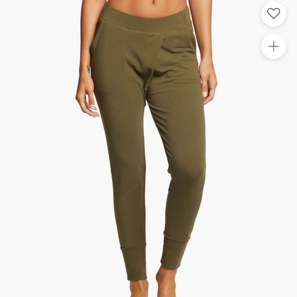 Prana on the road joggers size M